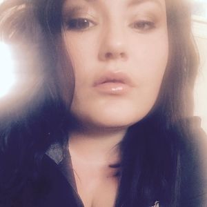 Meet your Posher, Elaina